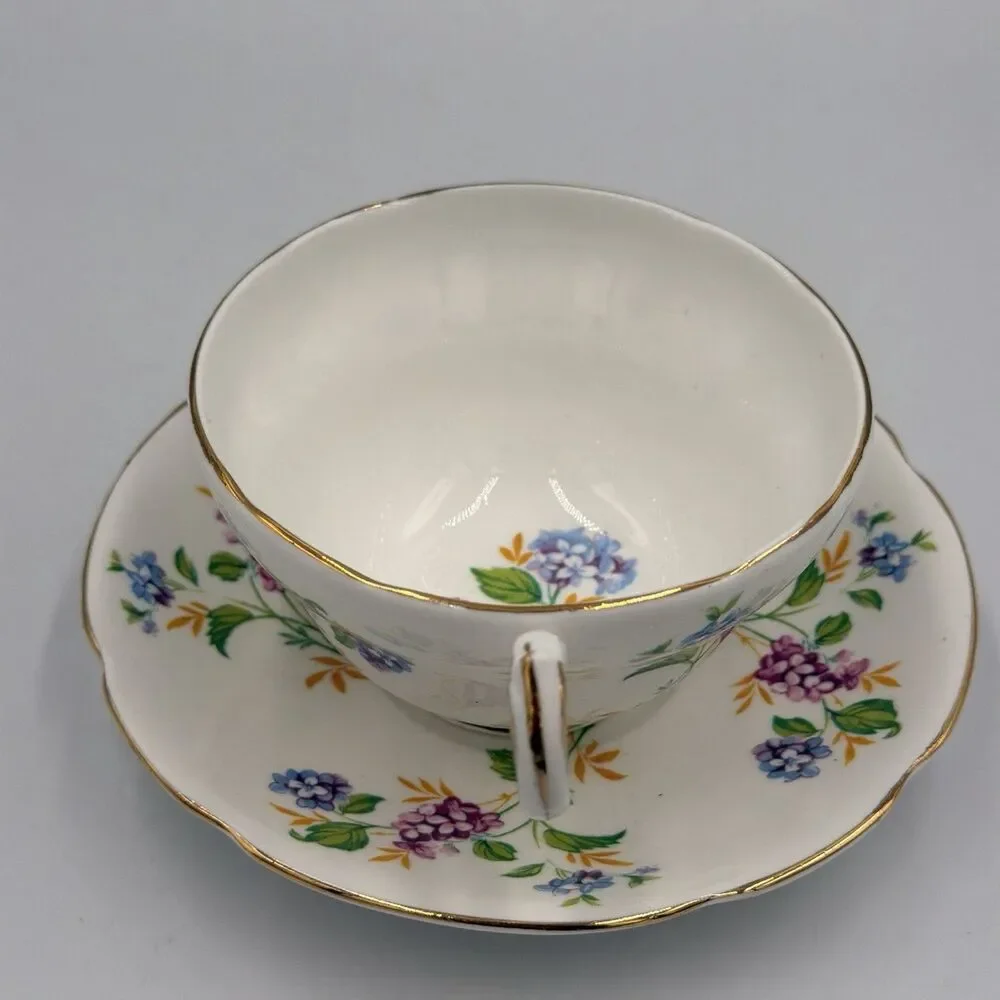 Vintage Regina Fine Bone China Floral Cup & Saucer Gold Trim England Flaw